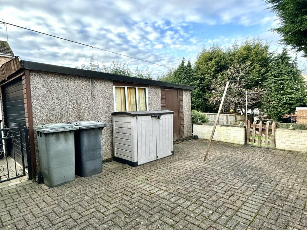 Additional image 11 of Ashbourne Drive, Cleckheaton, BD19