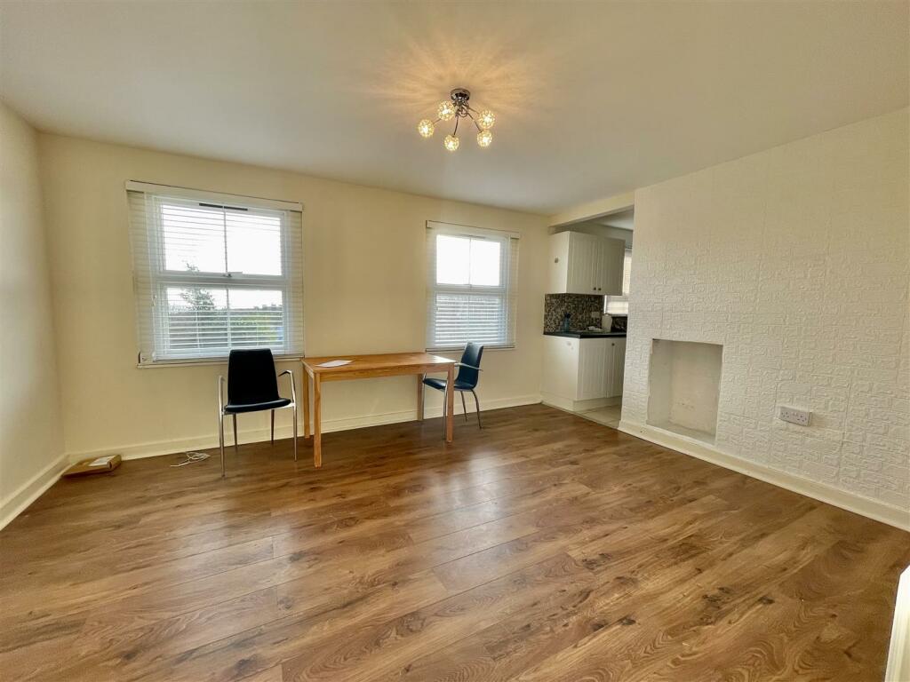 Additional image 13 of Northdown Road, Newhaven