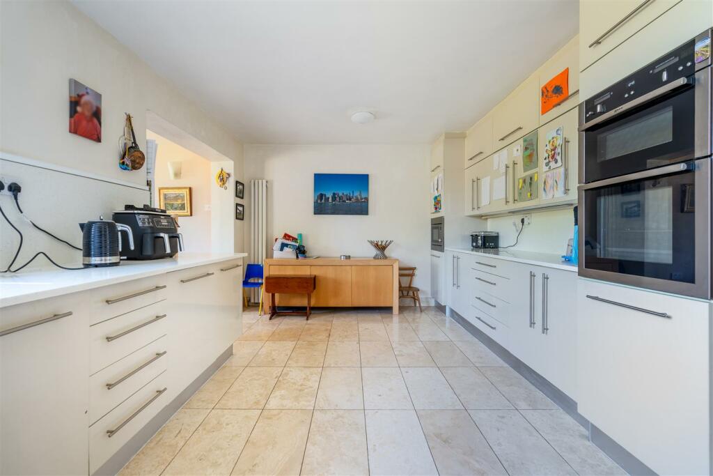 Additional image 5 of Windrush Road, Keynsham, Bristol