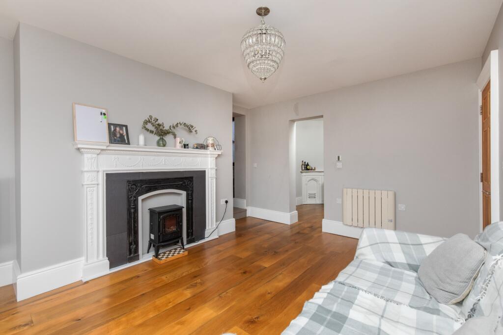 Additional image 10 of 220 High Street, Lewes, East Sussex, BN7