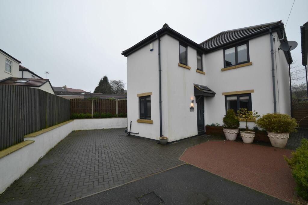 Apperley Mews, Idle,