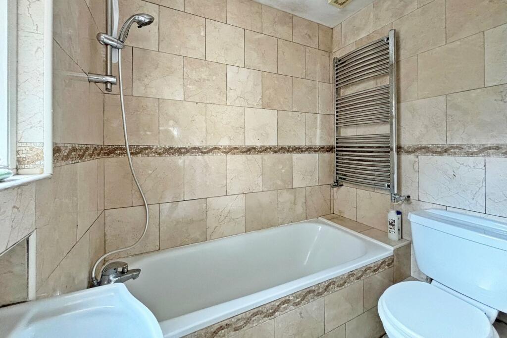 Additional image 10 of The Avenue, Beckenham, BR3