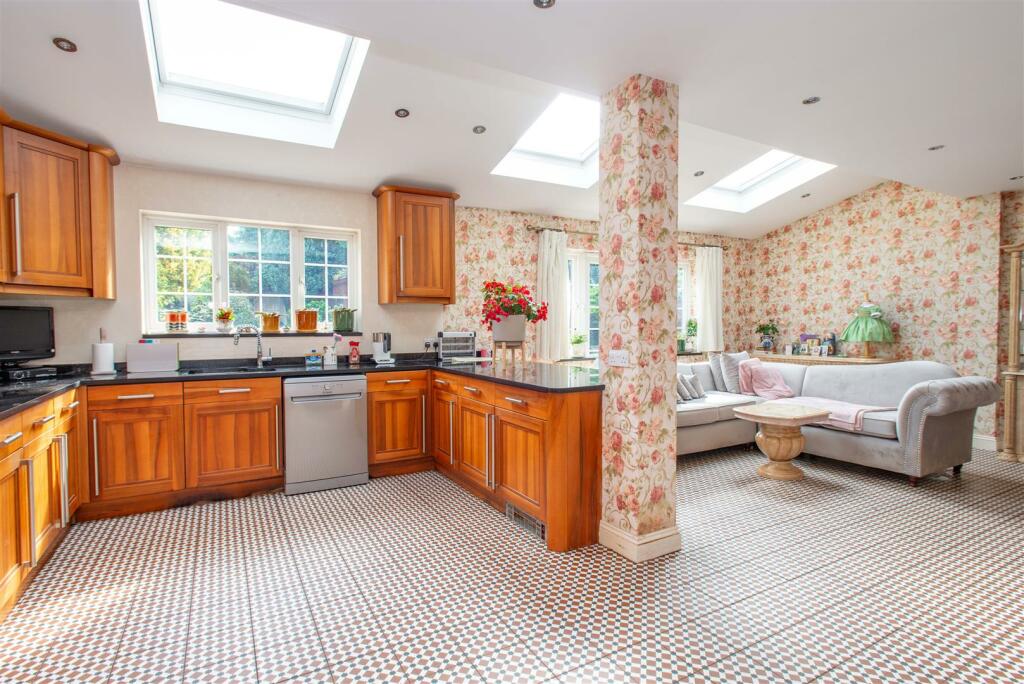 Additional image 3 of Lancing Road, Orpington