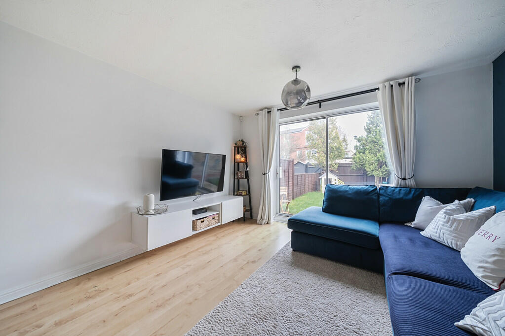 Additional image 11 of Bell Cottages, Woldham Road, Bromley