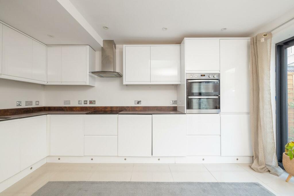 Additional image 6 of Murray Street, Southville