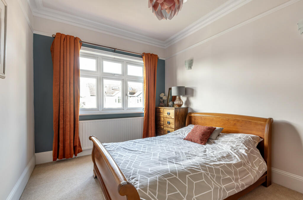 Additional image 10 of Cromwell Avenue, Bromley, BR2