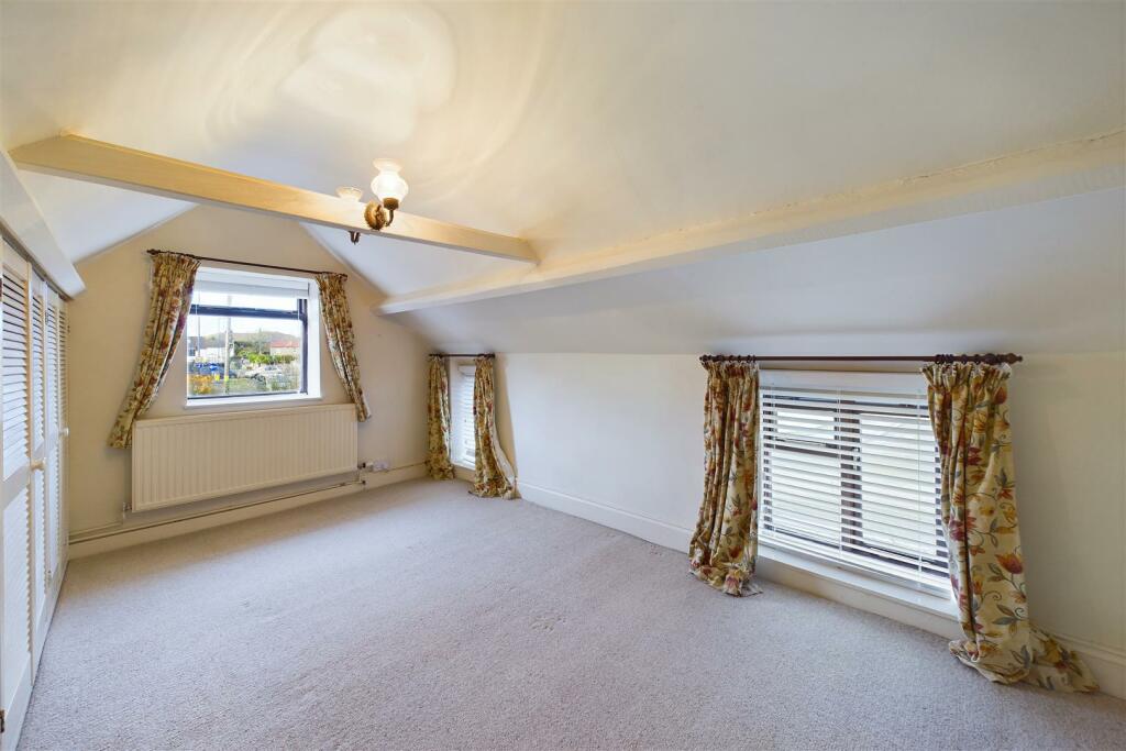 Additional image 24 of DETACHED | BASIC UPDATING | STOKE LODGE