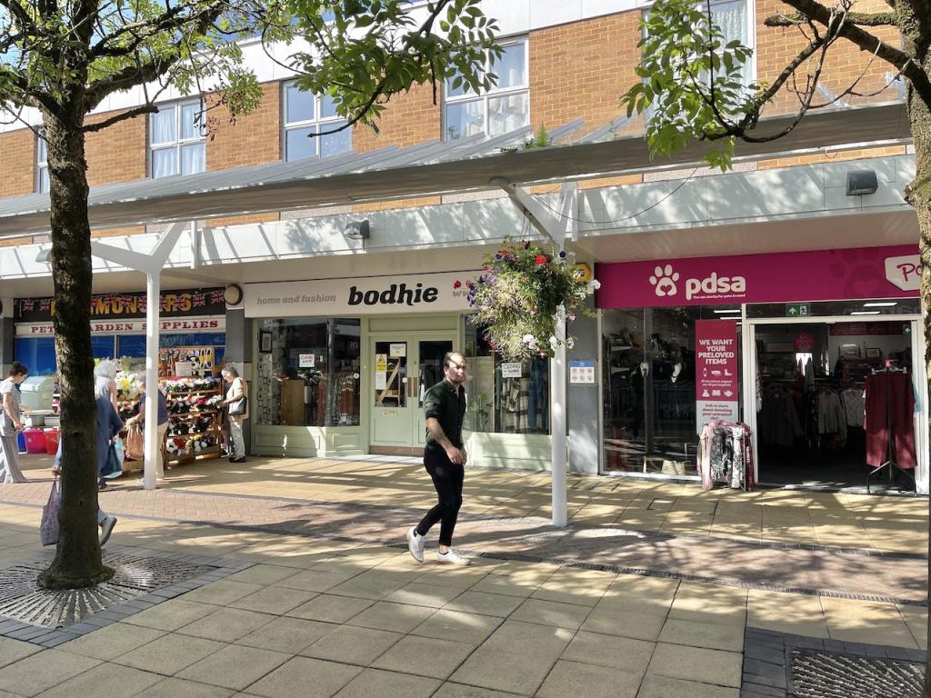 Additional image 6 of YATE SHOPPING CENTRE, 12 South Walk, Yate, BS37 4AP