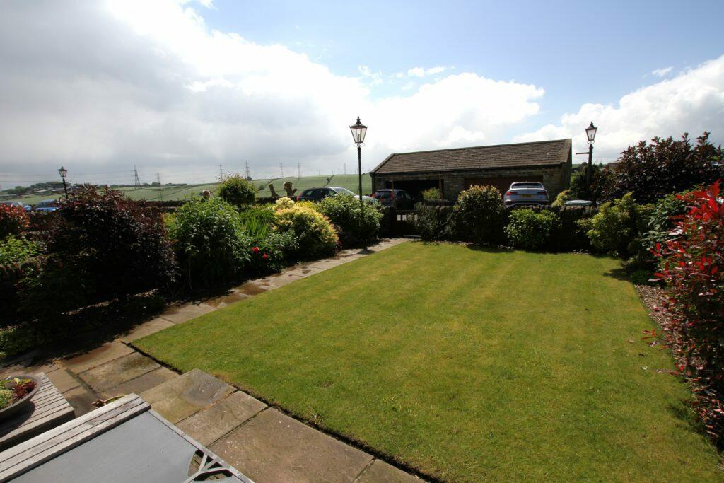 Additional image 11 of 4/5 Bedroom House for Sale -End ‘ole  9 Denholme House Farm Drive  Denholme  BD13 4AB