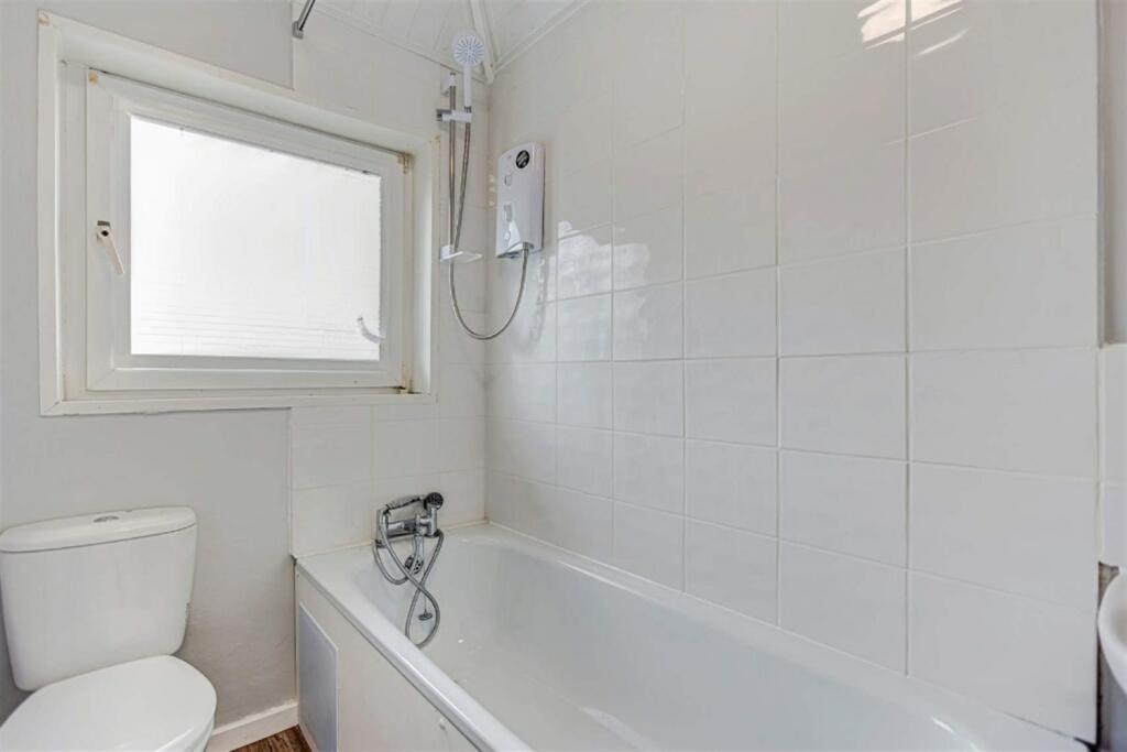 Additional image 12 of 4 bedroom End of Terrace House in Greystoke Avenue, Bristol