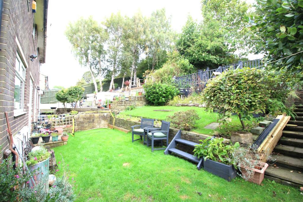 Additional image 4 of Park Road, Low Moor, Bradford