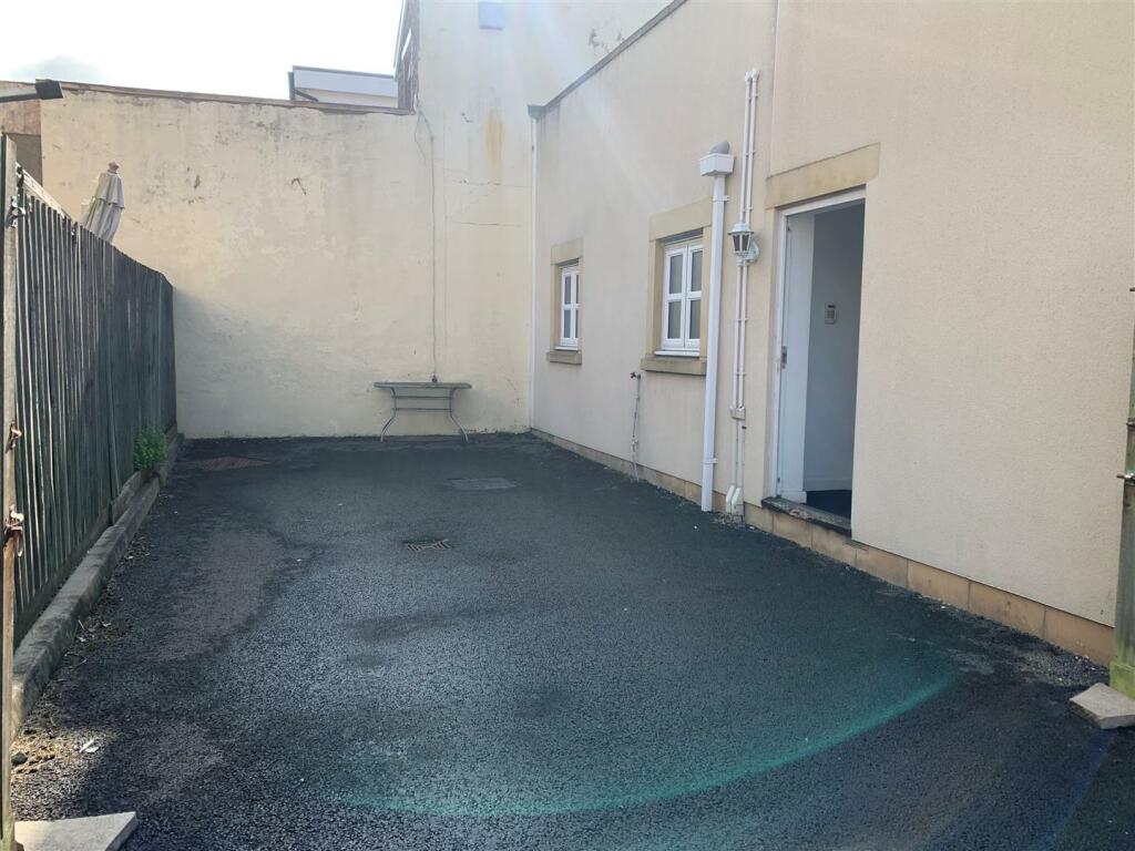 Additional image 3 of High Street, Staple Hill, Bristol