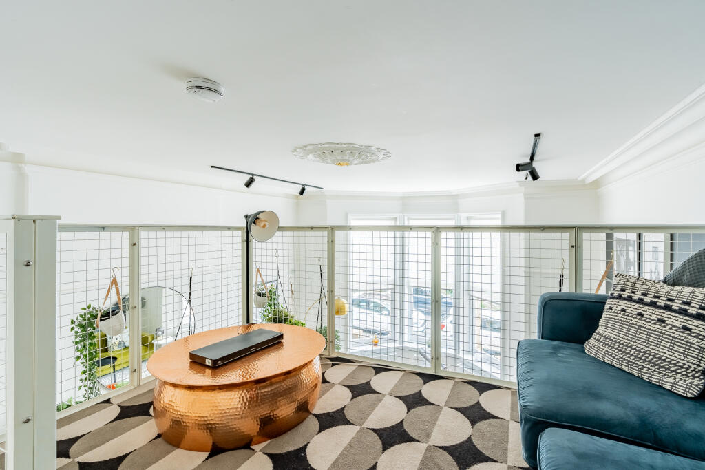 Additional image 4 of Manilla Road, Clifton, Bristol, BS8 4ED