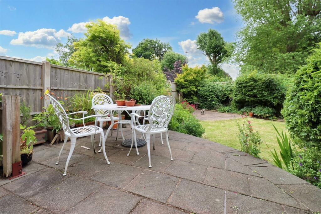 Additional image 10 of Position close to Clevedon Town Centre