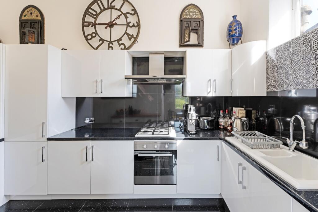 Additional image 9 of Upper Belgrave Road, Clifton, Bristol, BS8 2XQ