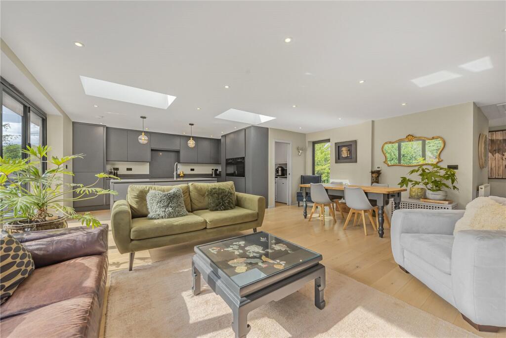 Additional image 4 of Turnpike Drive, Orpington, Kent, BR6