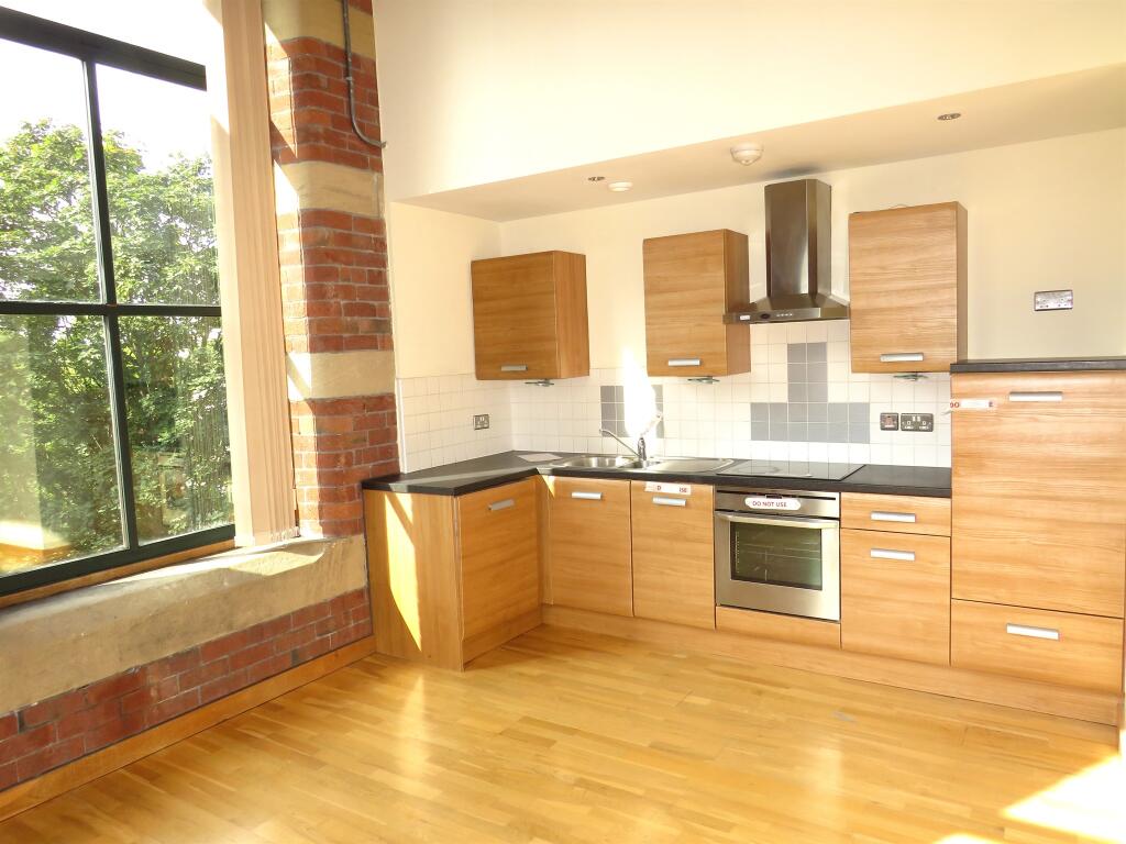 Additional image 4 of Salts Mill Road, Shipley