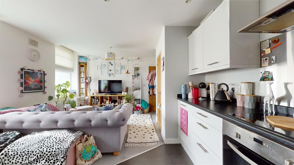 Additional image 8 of Hanham Road, Bristol