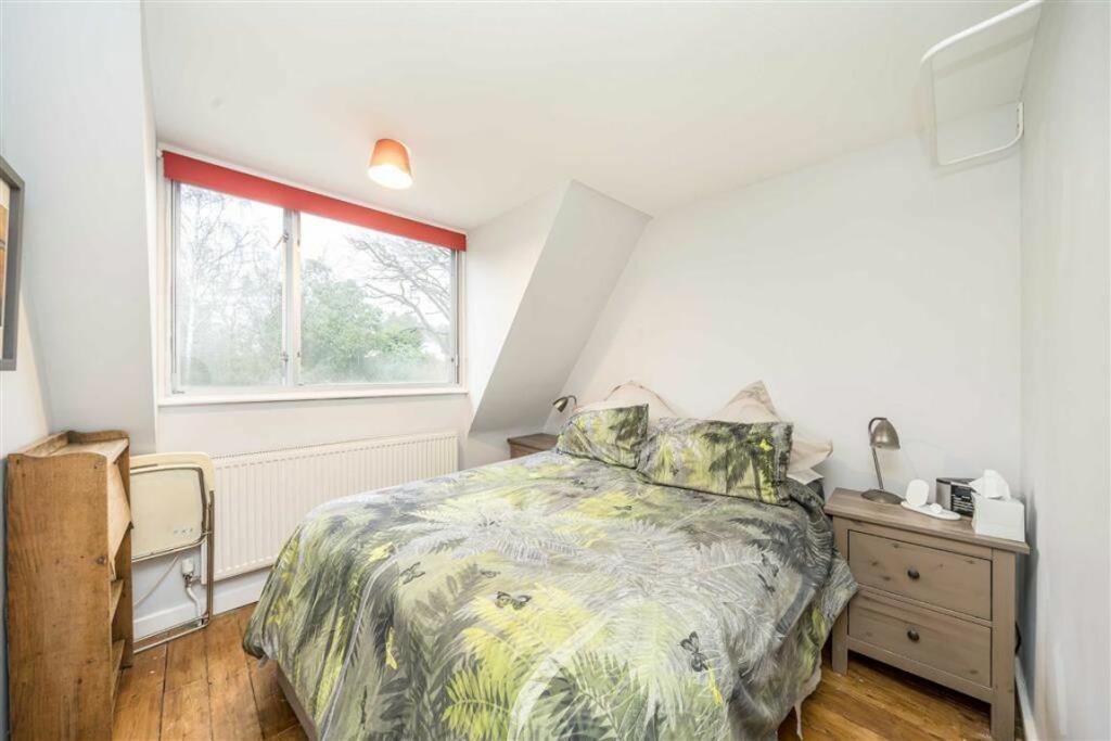 Additional image 7 of Clifford Avenue, Chislehurst