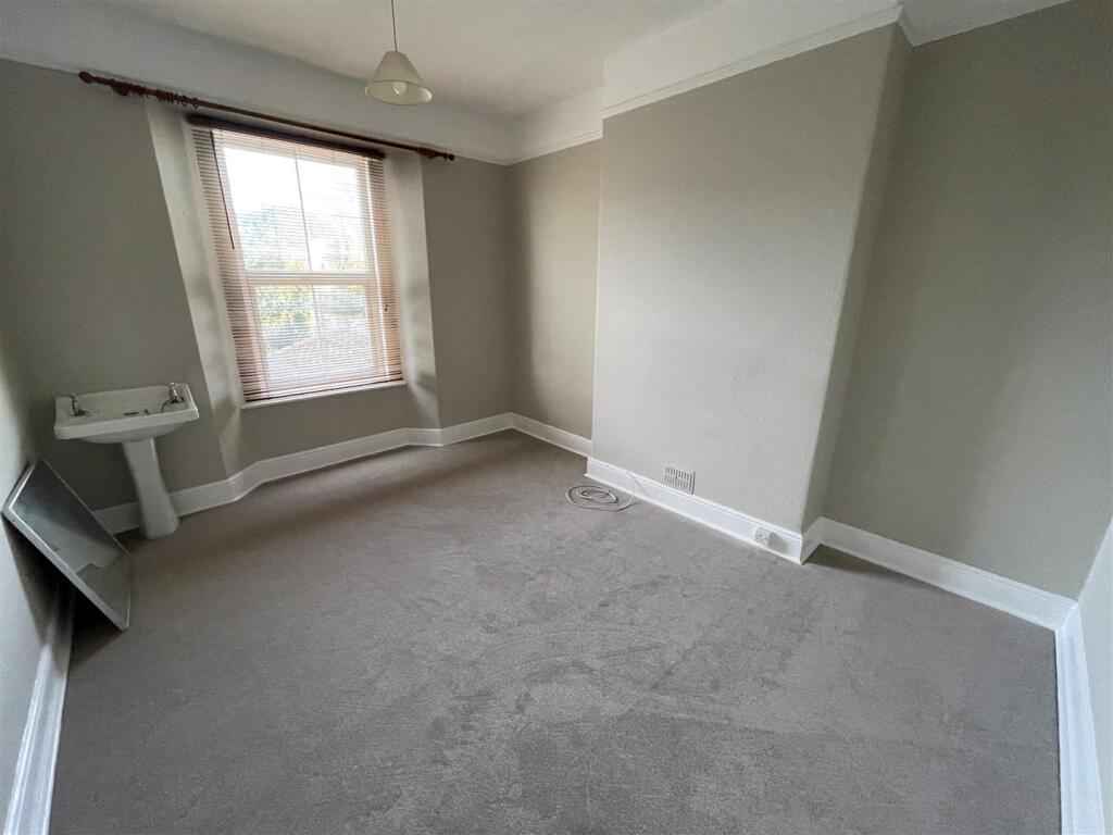 Additional image 8 of Clarence Grove Road, South Ward