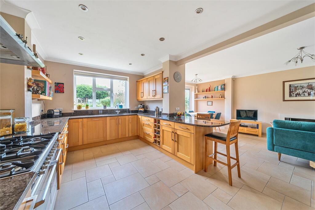 Additional image 17 of Woodland Way, West Wickham