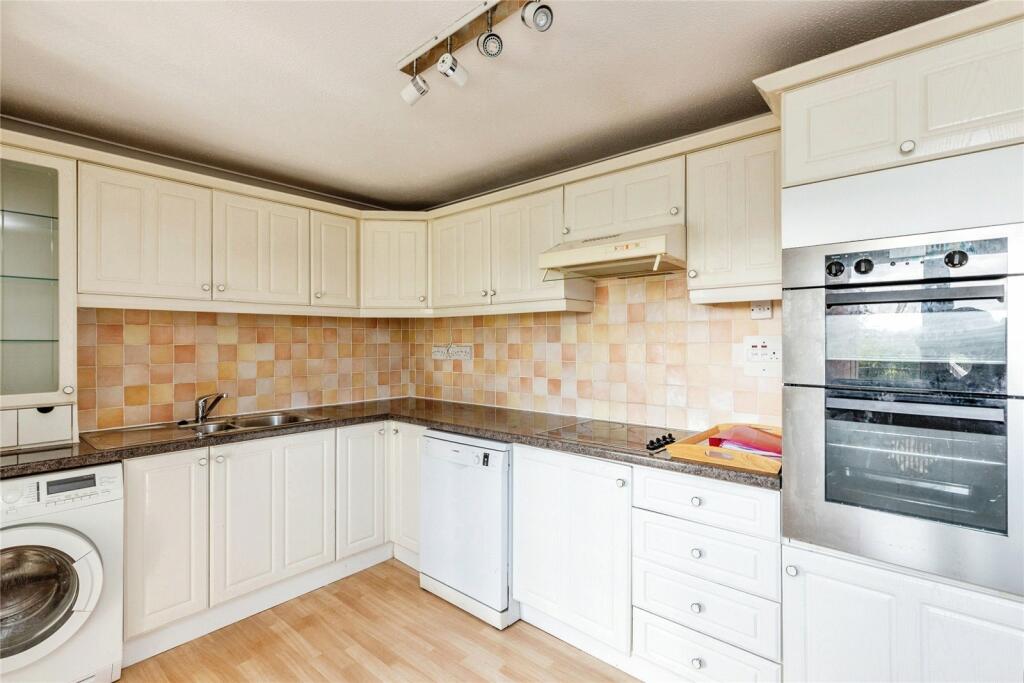 Additional image 19 of Stratford Court, Westover Gardens, Bristol, BS9