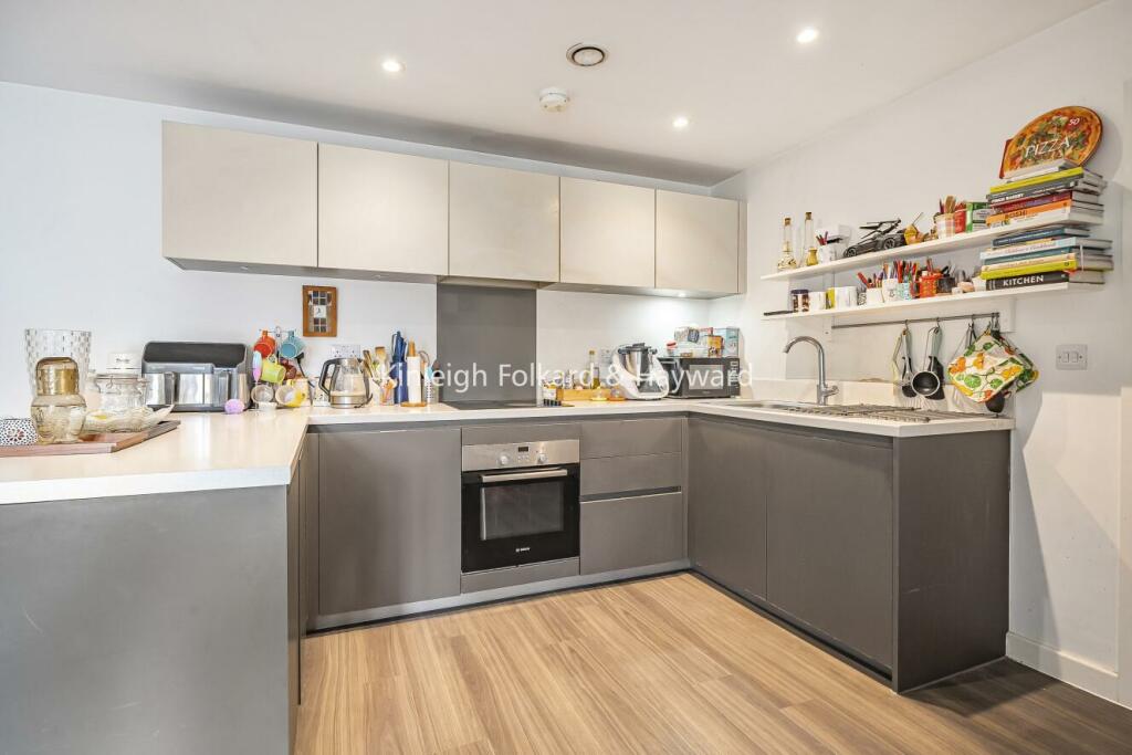 Additional image 9 of Glebe Way, West Wickham