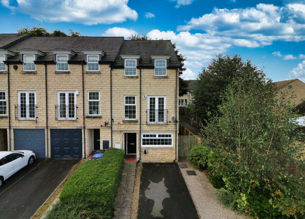 Additional image 16 of Far Highfield Close, Idle, Bradford, West Yorkshire, BD10