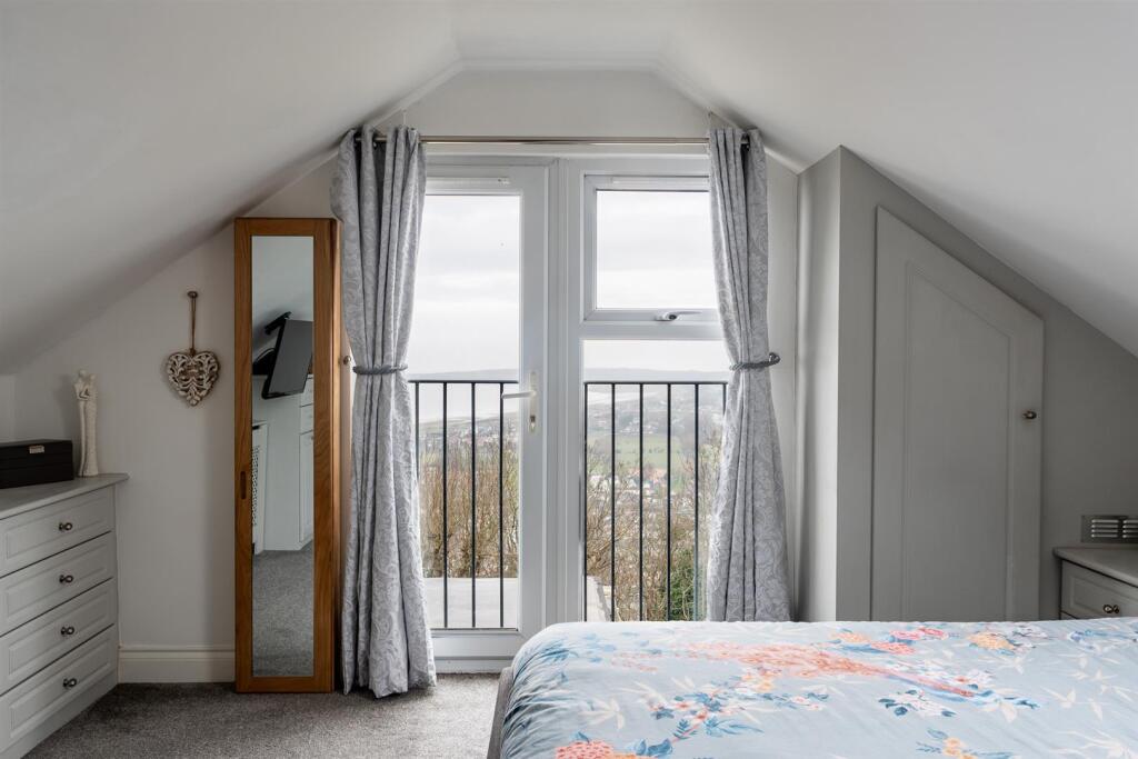 Additional image 25 of Woodspring Crescent, Worlebury - DECEPTIVE