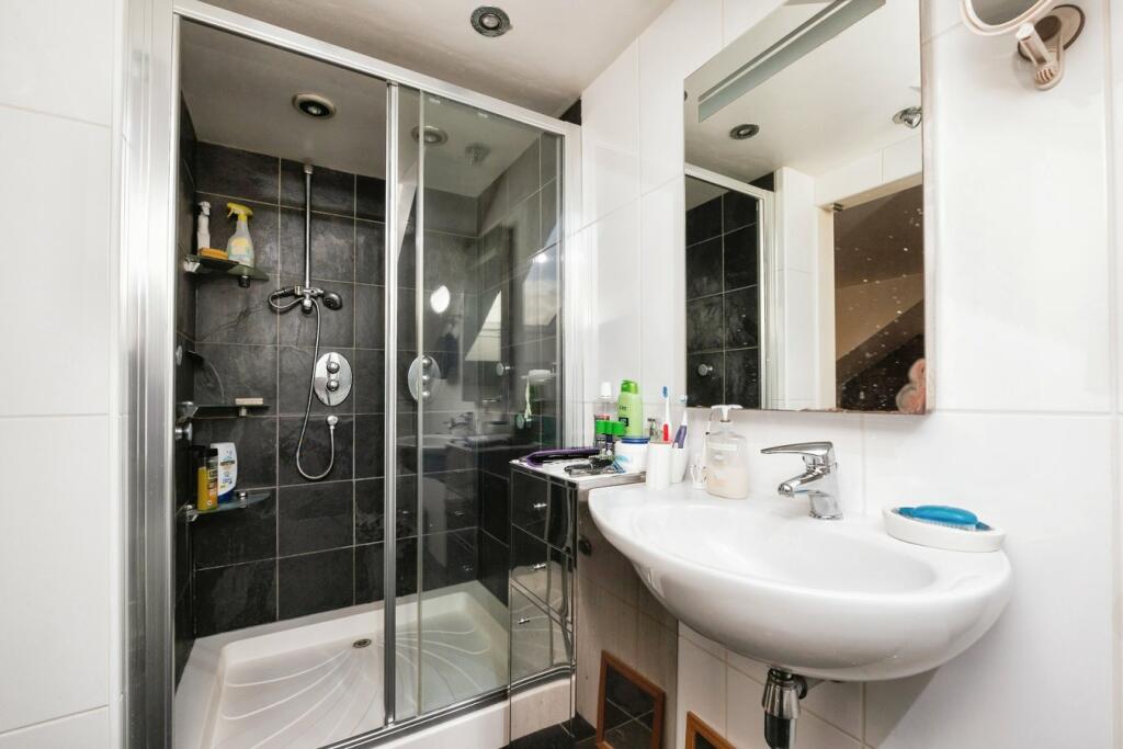 Additional image 17 of Oakmeade Park, Bristol, BS4