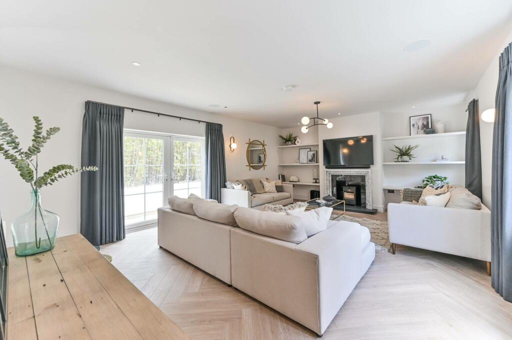 Additional image 62 of Lower Camden, Chislehurst, BR7
