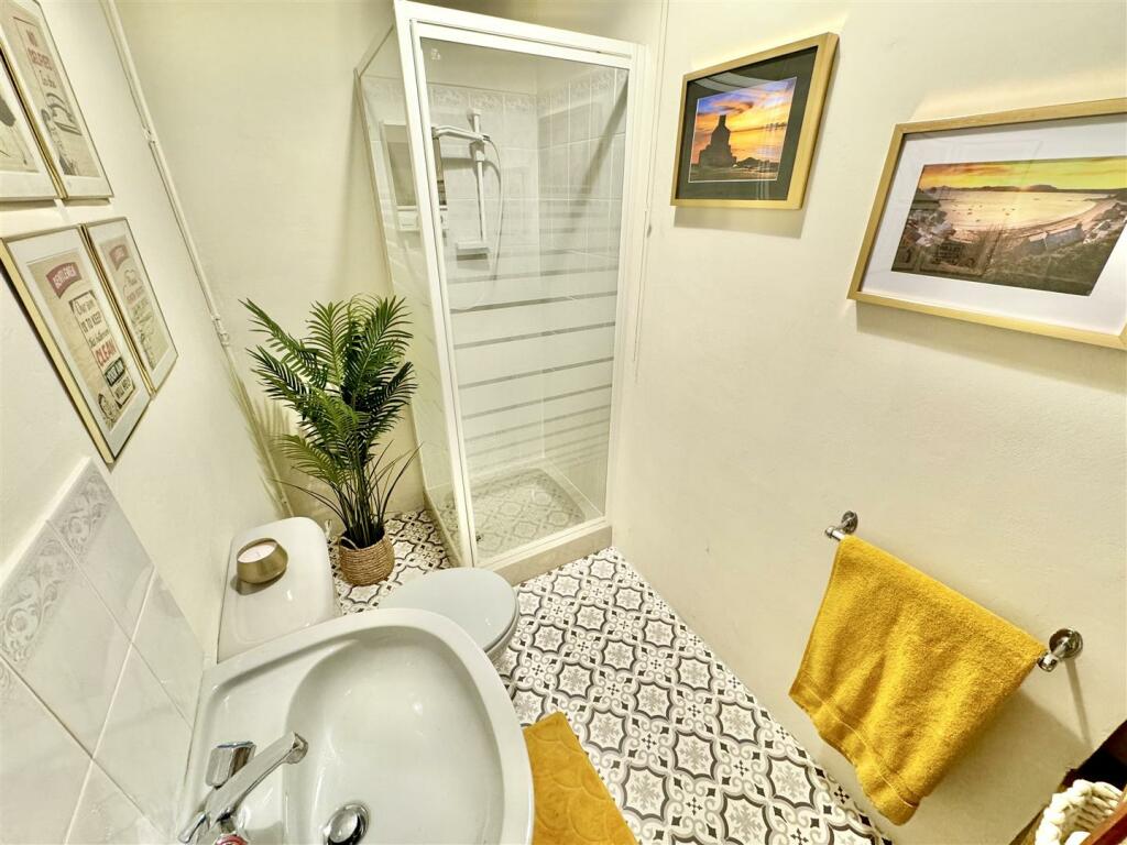 Additional image 31 of Woodhill Road, Portishead