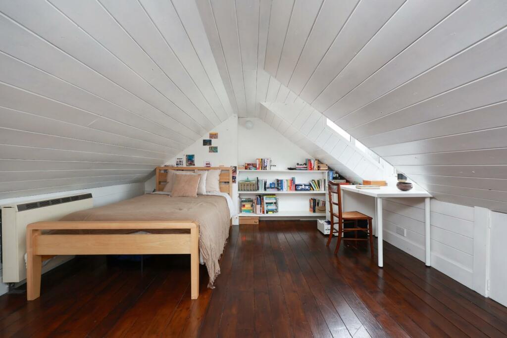 Additional image 26 of Montague Hill, Kingsdown, Bristol