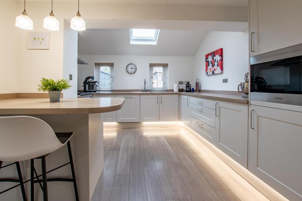 Additional image 9 of Maynard Terrace, Clutton, Bristol