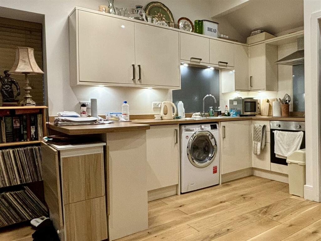 Additional image 16 of Park Grove, Queensbury, Bradford