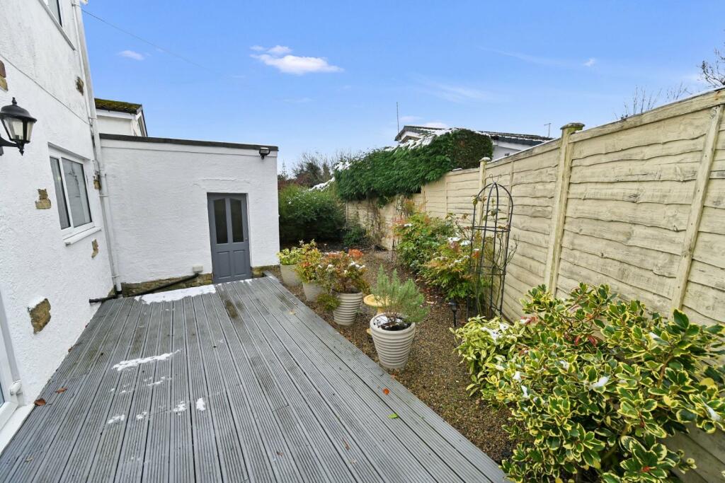 Additional image 14 of Whitelands Crescent, Baildon