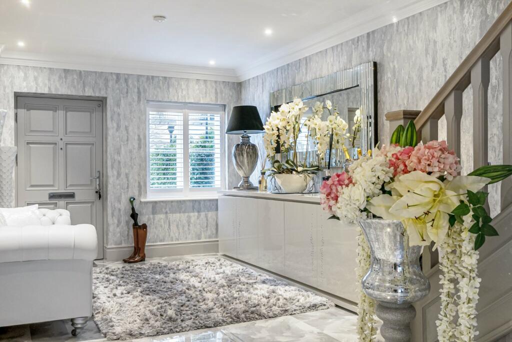 Additional image 10 of Willoughby Lane, Bromley, BR1