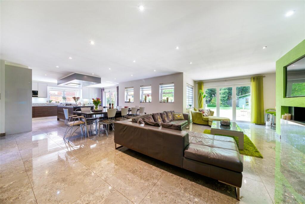 Additional image 43 of Birch Mead, Farnborough Park