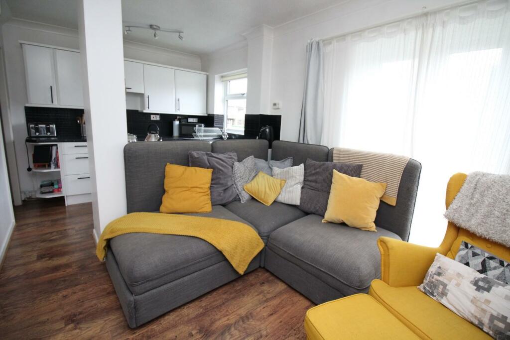 Additional image 14 of Larkspur Close, Thornbury, Bristol