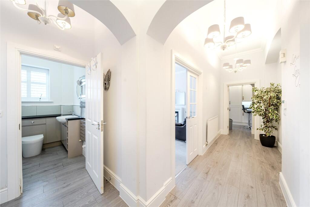 Additional image 7 of Knotley Way, West Wickham