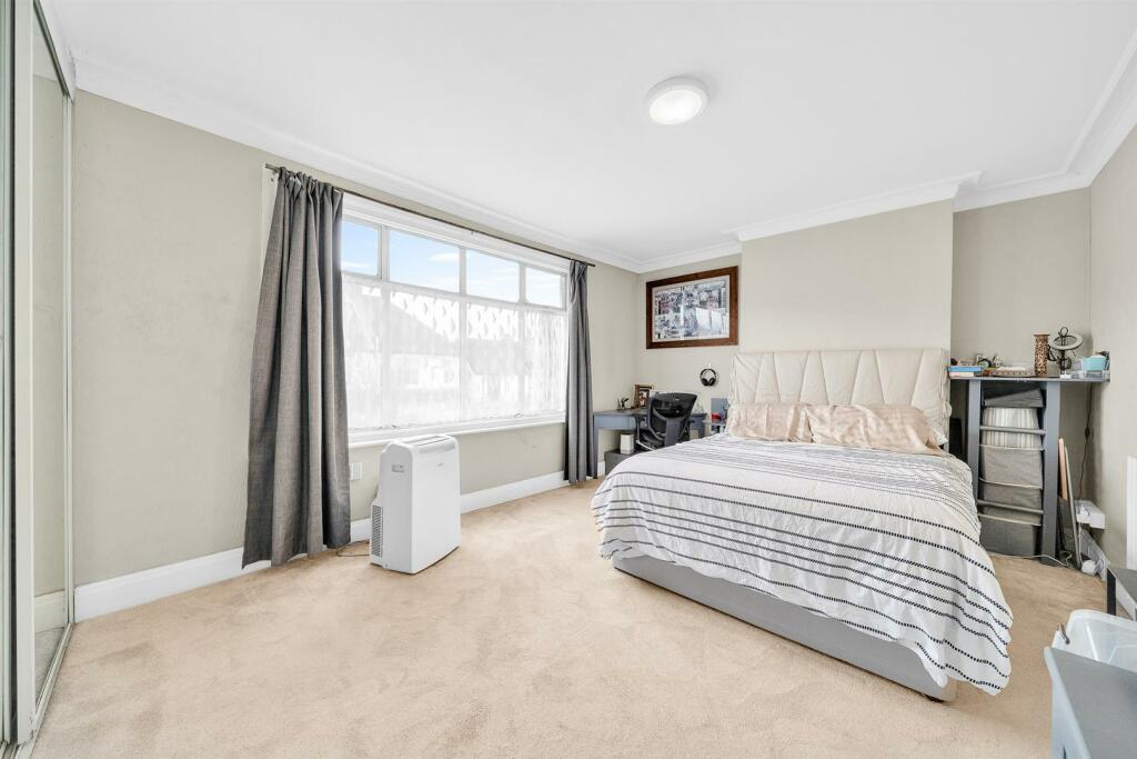 Additional image 7 of Gilbert Road, Bromley, BR1