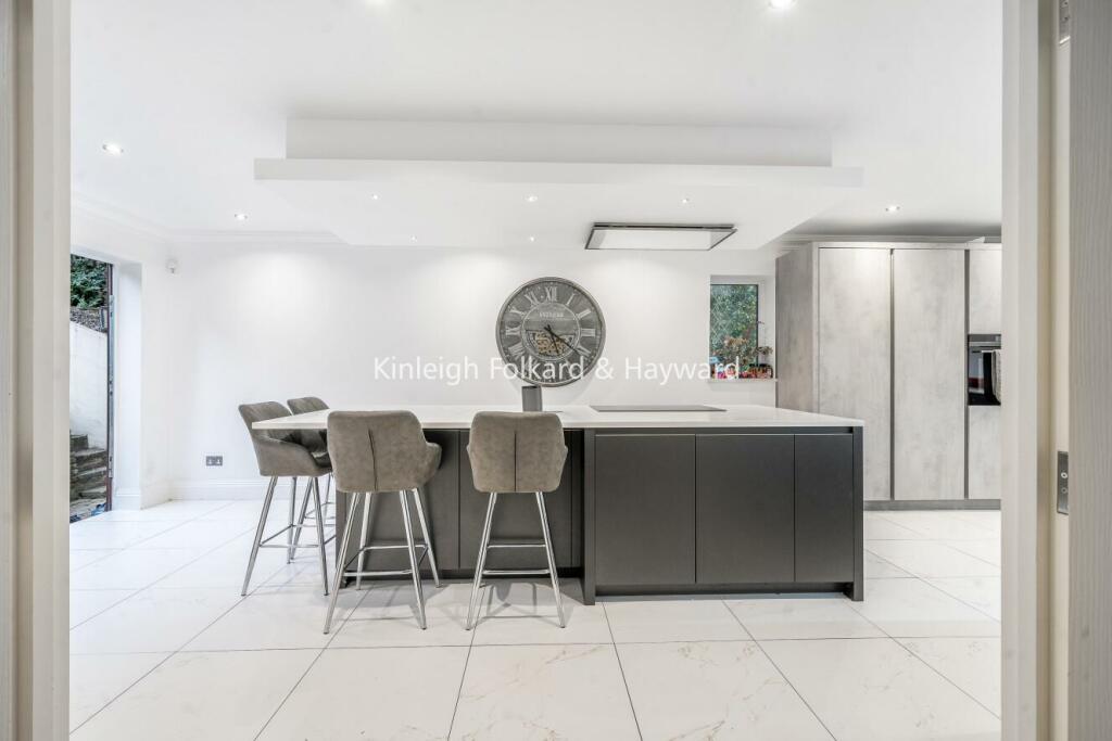 Additional image 8 of Elmstead Lane, Chislehurst