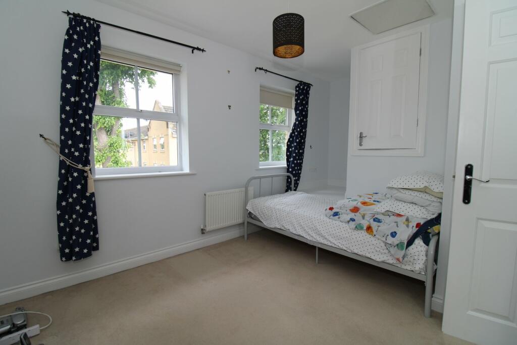 Additional image 7 of Sparkes Close, Bromley, BR2