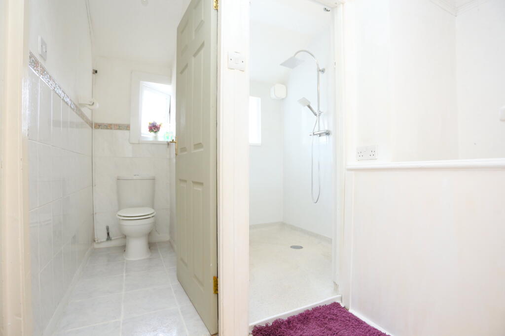 Additional image 10 of Ridgeway Drive, Bromley, BR1