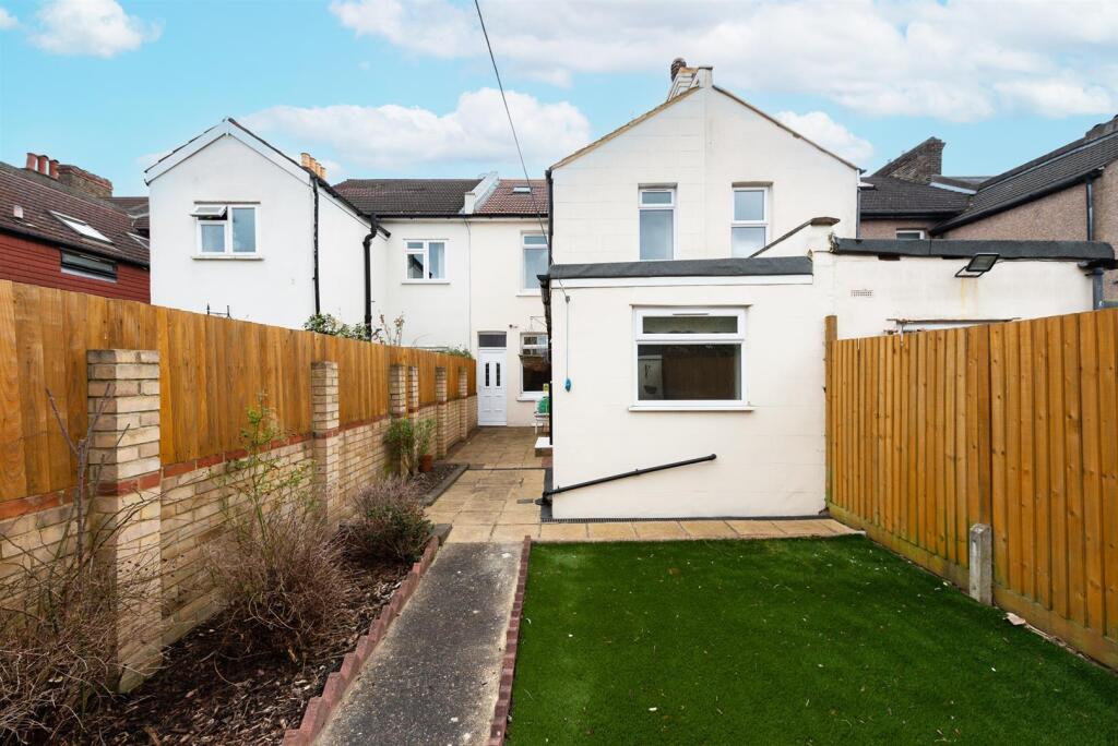 Additional image 12 of Park End, Bromley, BR1