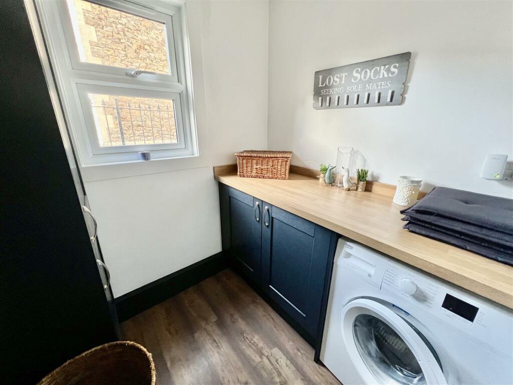 Additional image 7 of Charming self contained lower ground floor apartment