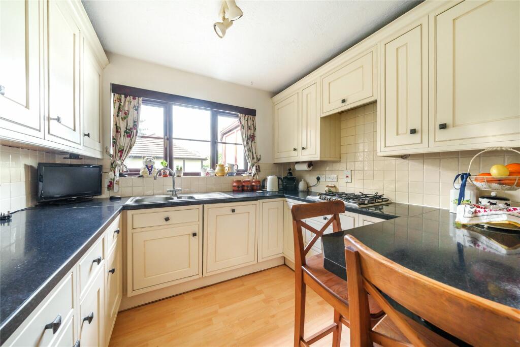 Additional image 5 of Holmbury Park, Bromley