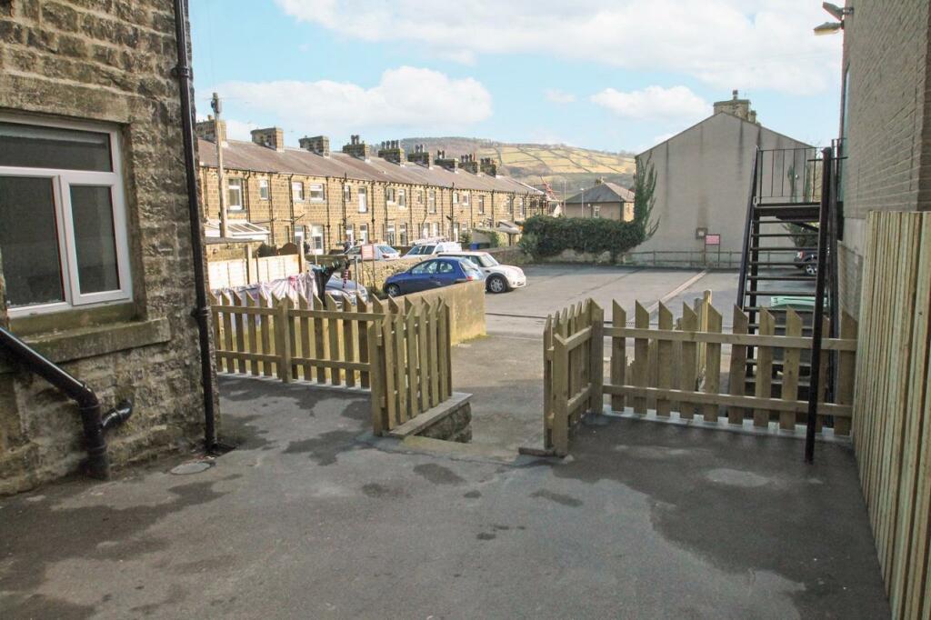 Additional image 12 of Main Street, Cross Hills