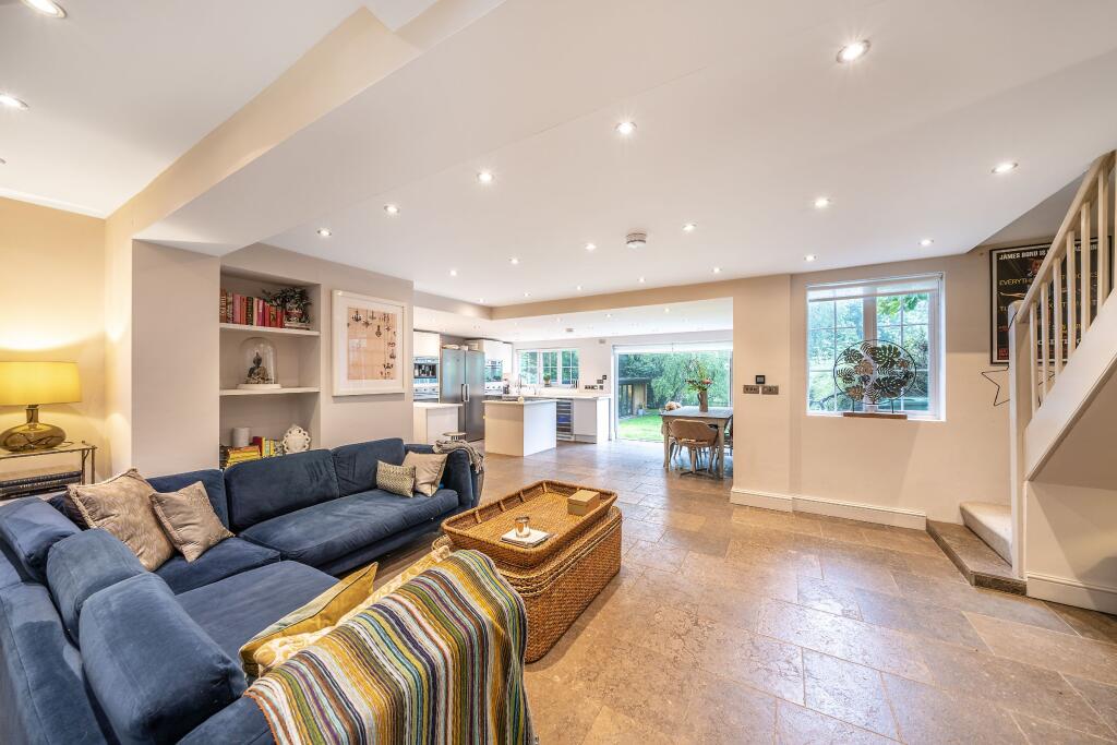 Additional image 9 of Keston