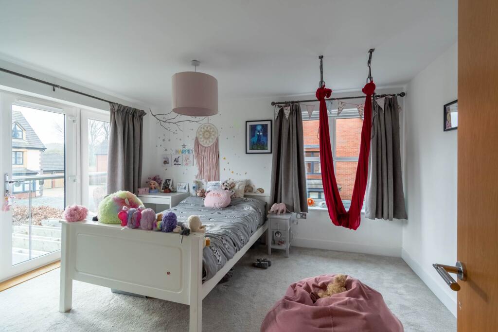 Additional image 23 of 32 Winstones Road